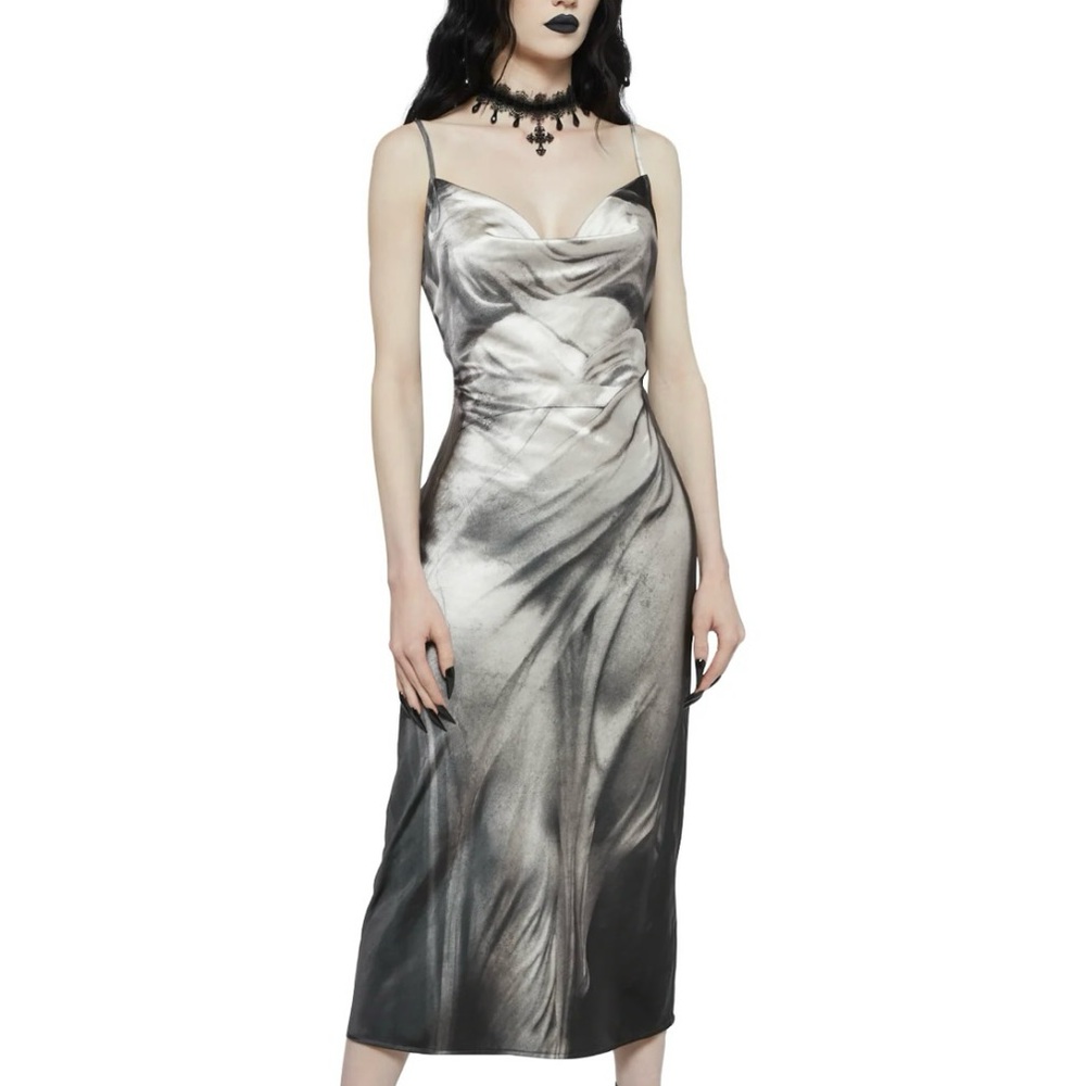 Widow Sculpting Temptation Maxi Dress